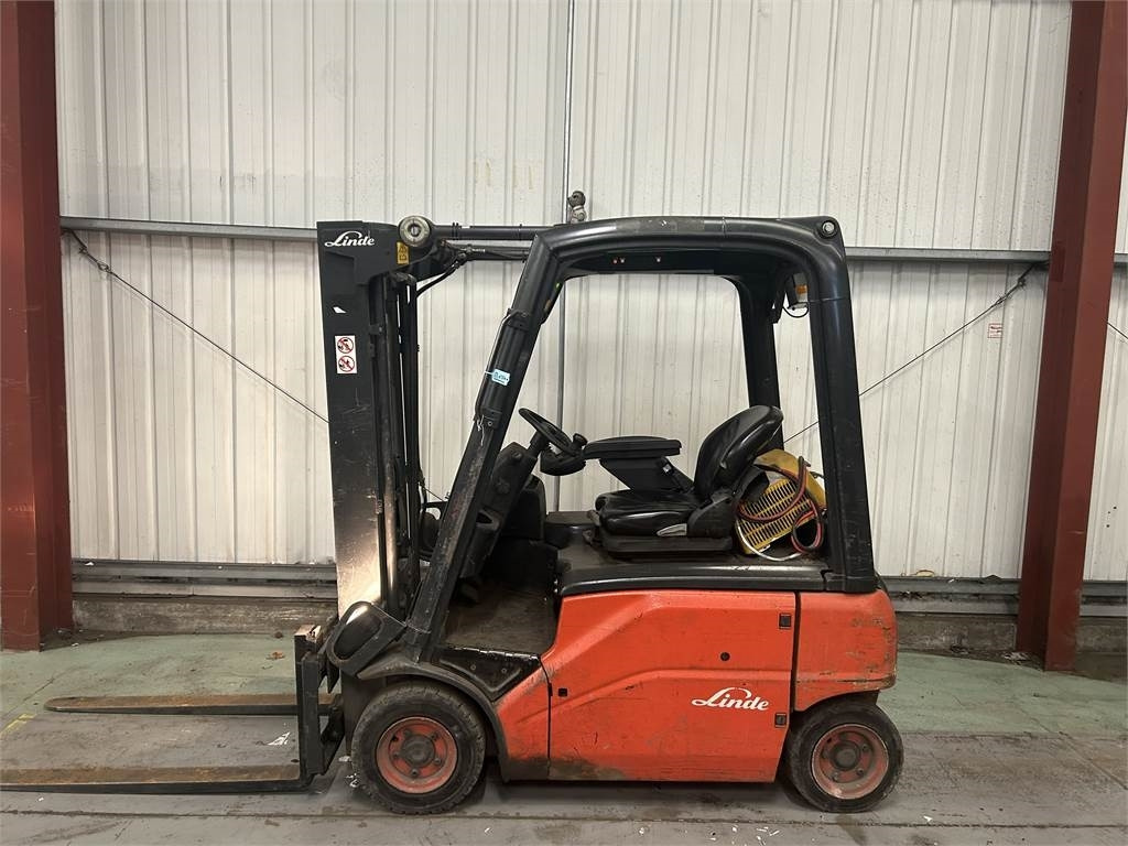 Linde E16P-01 - Empilhador elétrico: foto 1 Linde E16P-01 - Empilhador elétrico: foto 1