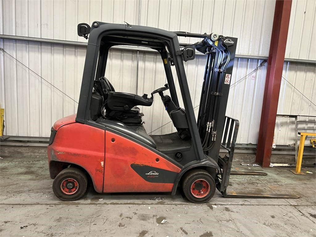Linde H20D-01 - Empilhador a diesel: foto 5 Linde H20D-01 - Empilhador a diesel: foto 5