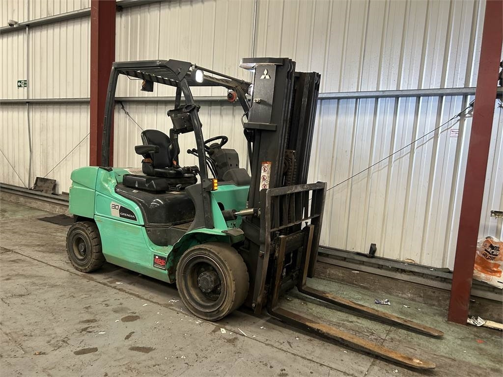 Mitsubishi FD30NT  - Empilhador a diesel: foto 4 Mitsubishi FD30NT  - Empilhador a diesel: foto 4