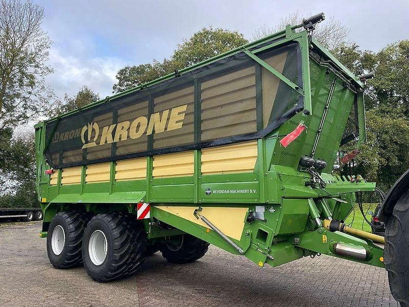 Krone TX 460 Top Zustand! Neue Reifen! - Máquina agrícola: foto 2 Krone TX 460 Top Zustand! Neue Reifen! - Máquina agrícola: foto 2