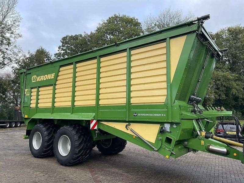 Krone TX 460 Top Zustand! Neue Reifen! - Máquina agrícola: foto 3 Krone TX 460 Top Zustand! Neue Reifen! - Máquina agrícola: foto 3