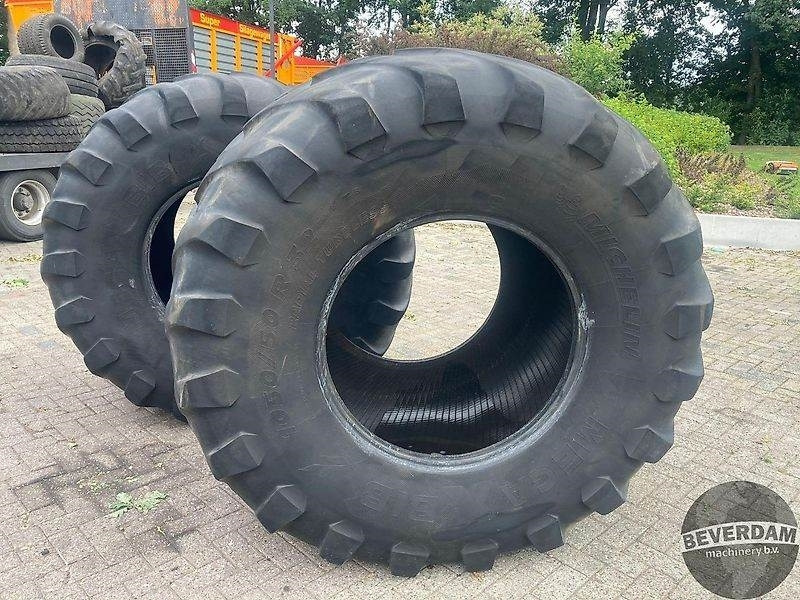 Michelin MEGA BIB 1050/50R32 - Pneu para Máquina agrícola: foto 2 Michelin MEGA BIB 1050/50R32 - Pneu para Máquina agrícola: foto 2