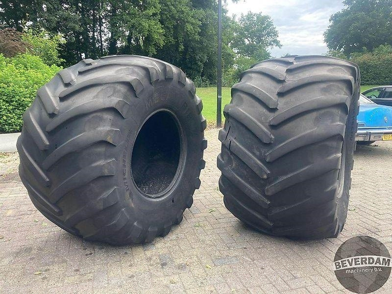 Michelin MEGA BIB 1050/50R32 - Pneu para Máquina agrícola: foto 1 Michelin MEGA BIB 1050/50R32 - Pneu para Máquina agrícola: foto 1