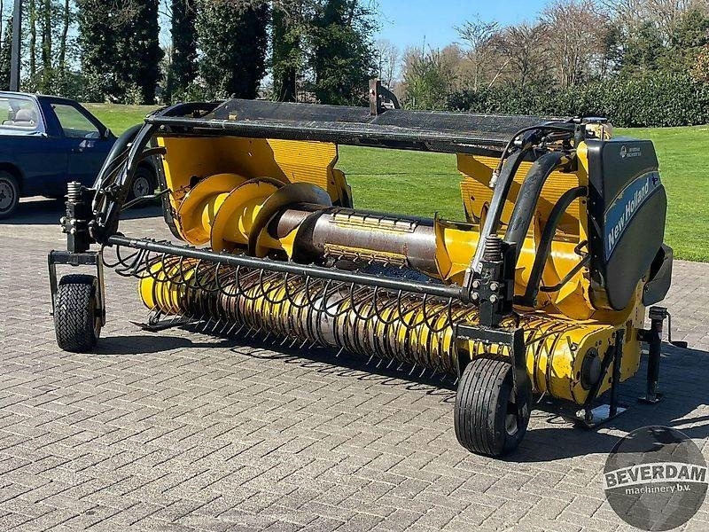 New Holland 273 pick up - Equipamento para colheitadeira: foto 2 New Holland 273 pick up - Equipamento para colheitadeira: foto 2