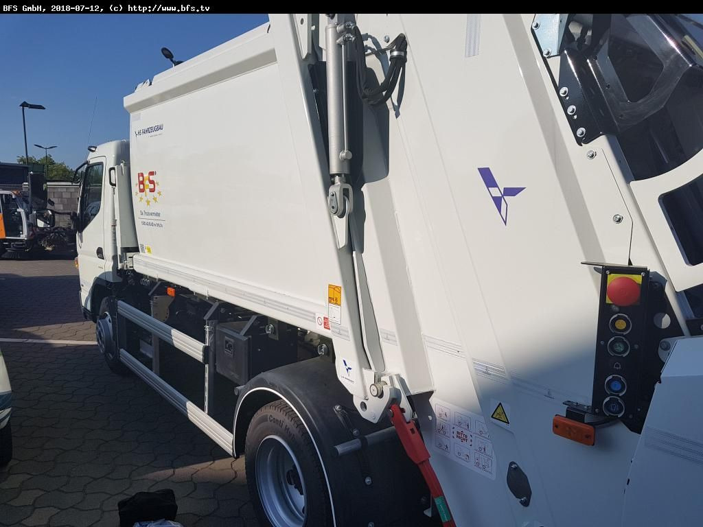FUSO Canter 9C18 AMT 4x2 HS HL 8,5 t Olympus M - Caminhão de lixo: foto 3 FUSO Canter 9C18 AMT 4x2 HS HL 8,5 t Olympus M - Caminhão de lixo: foto 3