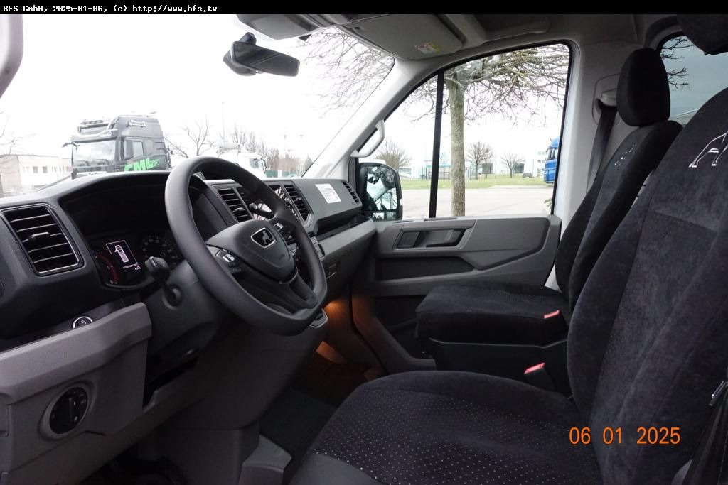 MAN TGE 3.180 4x2 F SB 8 Sitzer, Automatik, Anhängek - Minibus, Furgão de passageiros: foto 2 MAN TGE 3.180 4x2 F SB 8 Sitzer, Automatik, Anhängek - Minibus, Furgão de passageiros: foto 2