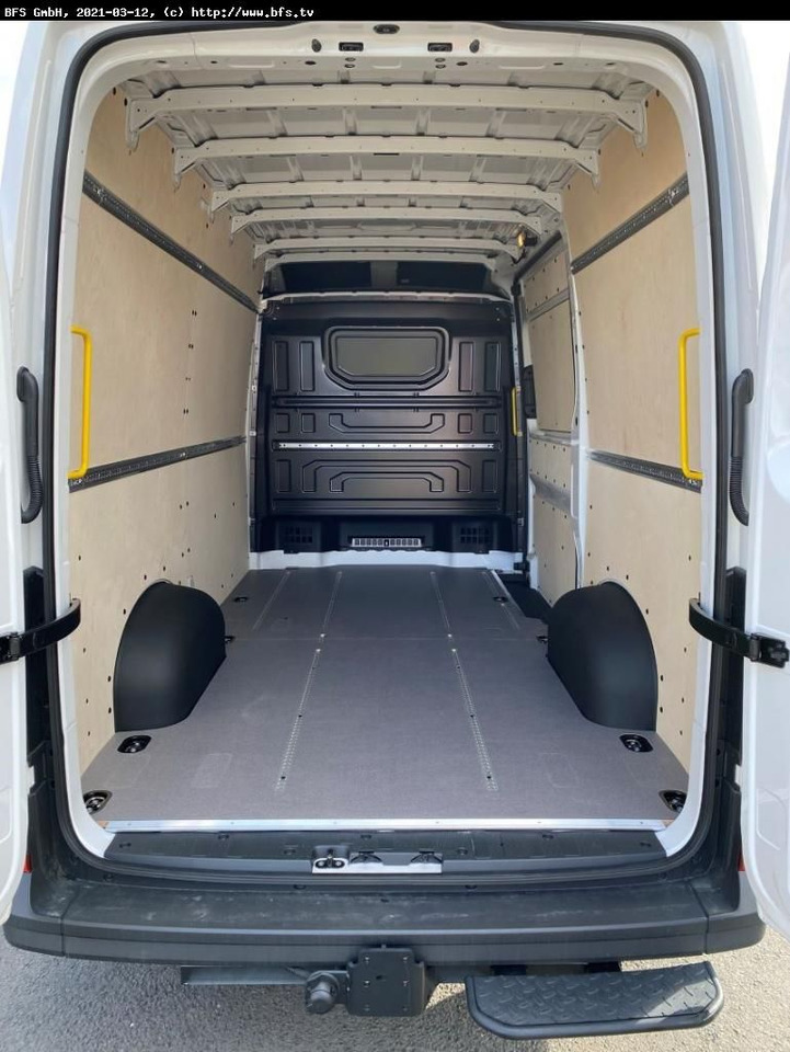 MAN TGE 3.180 4x2 F SB Automatik, keine AHK, 3-Sitze - Furgão: foto 3 MAN TGE 3.180 4x2 F SB Automatik, keine AHK, 3-Sitze - Furgão: foto 3