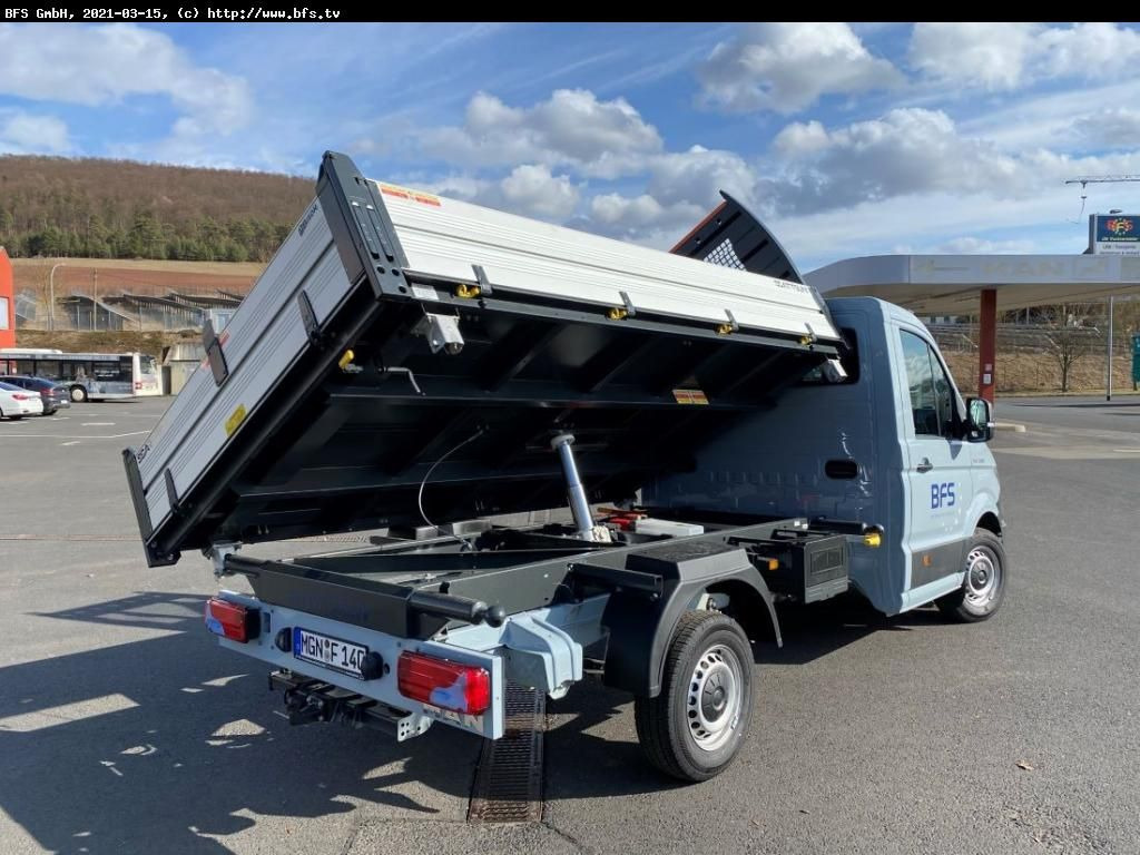 MAN TGE 3.180 4x2 F SB Dreiseitenkipper - Carrinha basculante: foto 3 MAN TGE 3.180 4x2 F SB Dreiseitenkipper - Carrinha basculante: foto 3