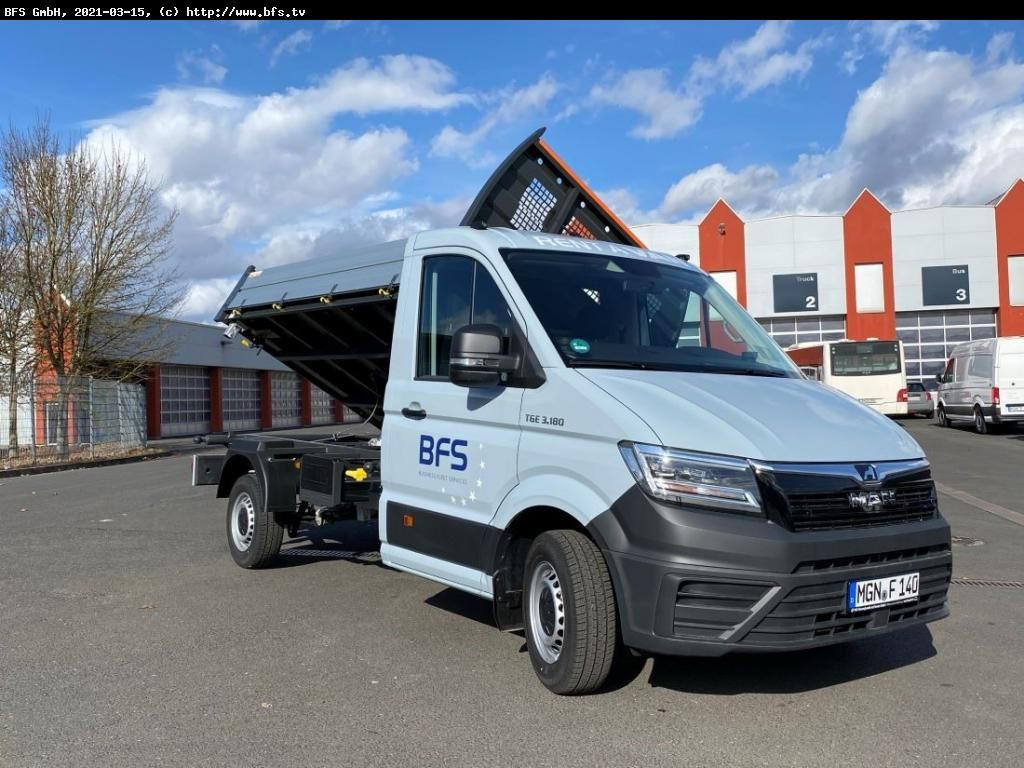 MAN TGE 3.180 4x2 F SB Dreiseitenkipper - Carrinha basculante: foto 2 MAN TGE 3.180 4x2 F SB Dreiseitenkipper - Carrinha basculante: foto 2