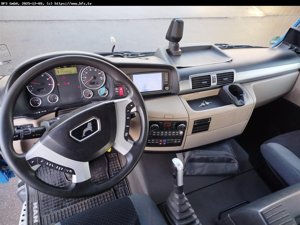 MAN TGS 26.500 6x4 BL Unfall-Fahrzeug! Instandgesetz - Camião polibenne: foto 4 MAN TGS 26.500 6x4 BL Unfall-Fahrzeug! Instandgesetz - Camião polibenne: foto 4