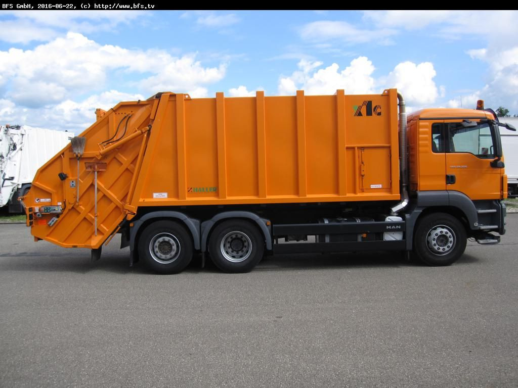 MAN TGS 28.320 6x2-4 BL Sperrmüll Haller M21 x1 C oh - Caminhão de lixo: foto 3 MAN TGS 28.320 6x2-4 BL Sperrmüll Haller M21 x1 C oh - Caminhão de lixo: foto 3