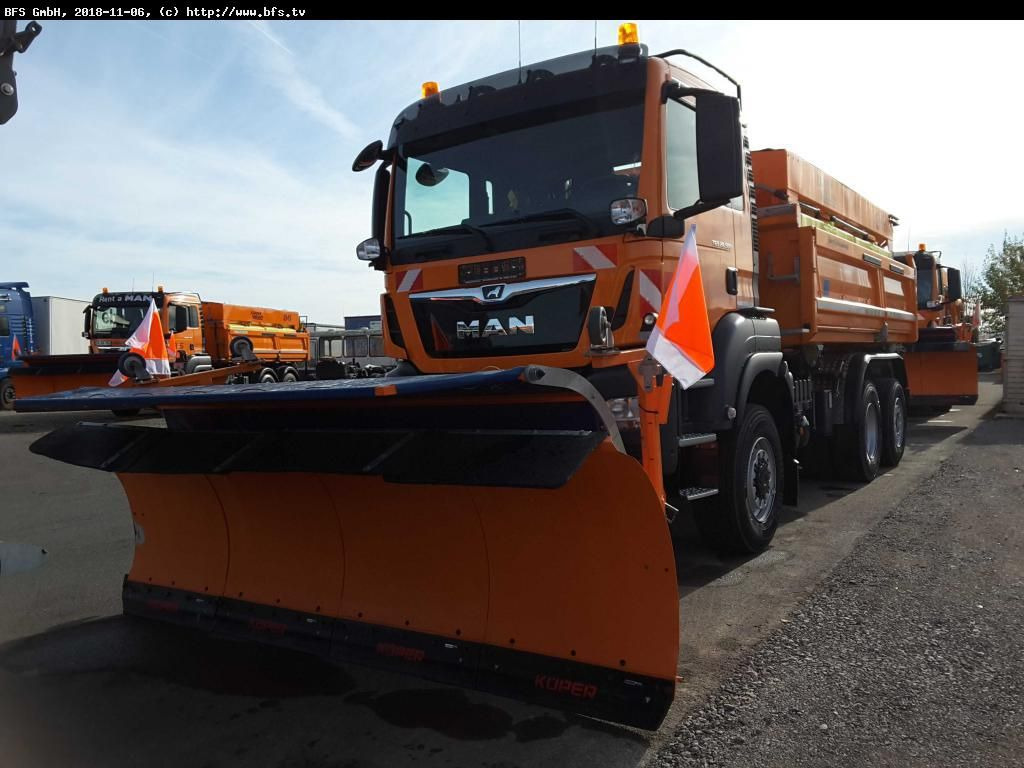 MAN TGS 28.500 6x4-4 BL 3-Seiten-Kipper, Bordmatik l - Camião basculante: foto 1 MAN TGS 28.500 6x4-4 BL 3-Seiten-Kipper, Bordmatik l - Camião basculante: foto 1