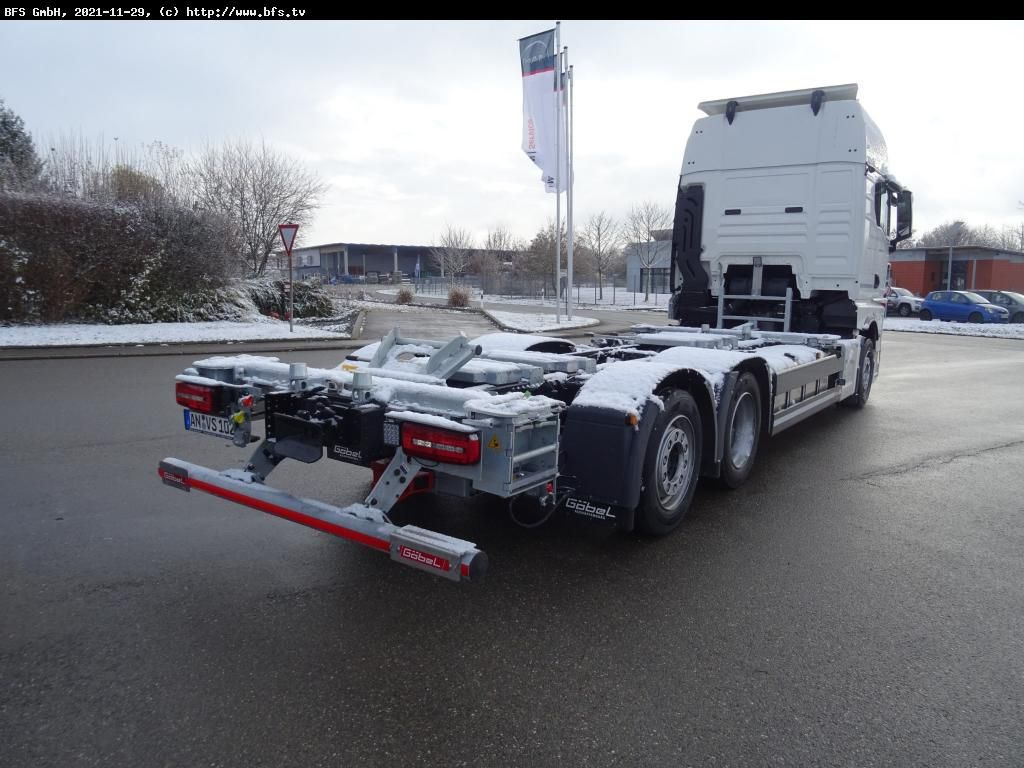 MAN TGX (TG3) 26.510 6x2-4 LL CH Multiwechsler - Camião transportador de contêineres/ Caixa móvel: foto 2 MAN TGX (TG3) 26.510 6x2-4 LL CH Multiwechsler - Camião transportador de contêineres/ Caixa móvel: foto 2