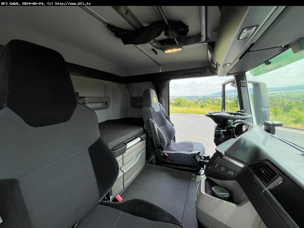 MAN TGS (TG3) 18.520 4x4 BL SA hohe Bauart, Kipphydr - Tractor: foto 3 MAN TGS (TG3) 18.520 4x4 BL SA hohe Bauart, Kipphydr - Tractor: foto 3