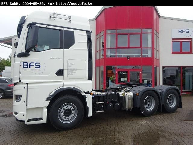 MAN TGX (TG3) 33.520 6x4 BL SA Kipphydraulik 6x4, 70 - Tractor: foto 2 MAN TGX (TG3) 33.520 6x4 BL SA Kipphydraulik 6x4, 70 - Tractor: foto 2