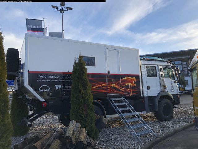 MAN TGM 13.290 4x4 BL Action 4X4 DoKa Spezialmobil MAN TGM 13.290 4x4 BL Action 4X4 DoKa Spezialmobil - Veículo municipal/ Especial, Camião: foto 2 MAN TGM 13.290 4x4 BL Action 4X4 DoKa Spezialmobil MAN TGM 13.290 4x4 BL Action 4X4 DoKa Spezialmobil - Veículo municipal/ Especial, Camião: foto 2