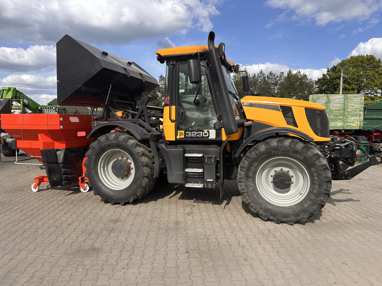 RAUCH AXIS-H 50.2 EMC+W VariSpread Dynamic GPS CCI 1200 IsoBus - Distribuidor de fertilizantes: foto 4 RAUCH AXIS-H 50.2 EMC+W VariSpread Dynamic GPS CCI 1200 IsoBus - Distribuidor de fertilizantes: foto 4