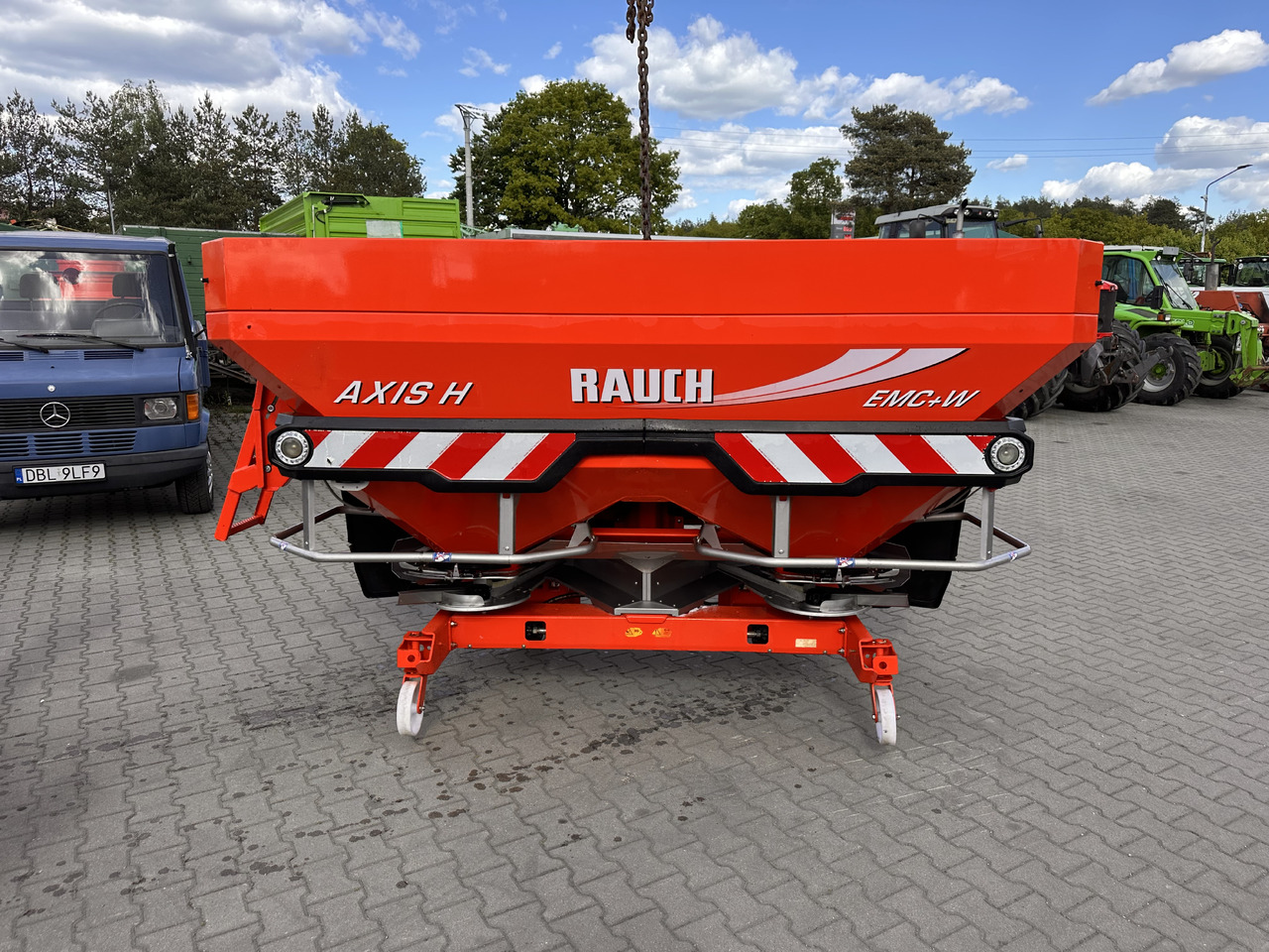 RAUCH AXIS-H 50.2 EMC+W VariSpread Dynamic GPS CCI 1200 IsoBus - Distribuidor de fertilizantes: foto 1 RAUCH AXIS-H 50.2 EMC+W VariSpread Dynamic GPS CCI 1200 IsoBus - Distribuidor de fertilizantes: foto 1
