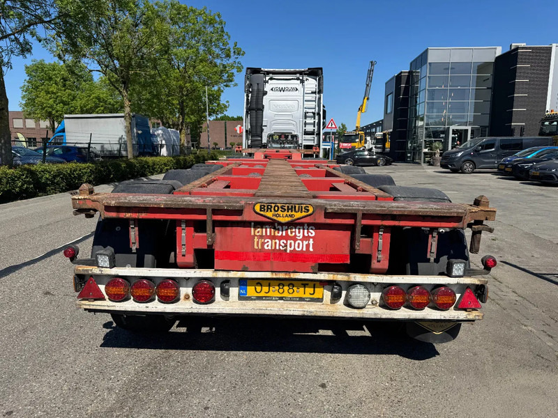 Broshuis 3 UCC-39/45 EU - 3 AXLE SAF + LIFTING AXLE - Semi-reboque transportador de contêineres/ Caixa móvel: foto 3 Broshuis 3 UCC-39/45 EU - 3 AXLE SAF + LIFTING AXLE - Semi-reboque transportador de contêineres/ Caixa móvel: foto 3