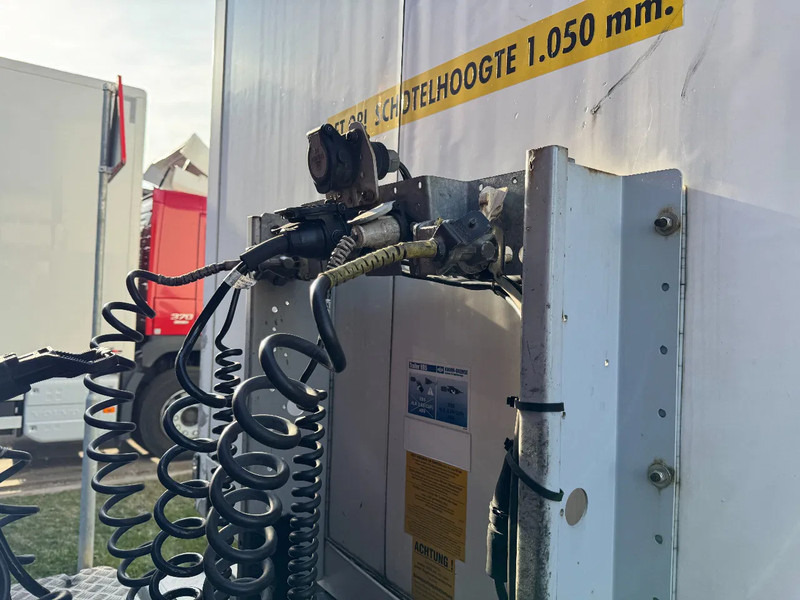 Semi-reboque furgão Hertoghs BOX TRAILER - 3 AXLE SAF 1 LIFT AXLE: foto 8 Semi-reboque furgão Hertoghs BOX TRAILER - 3 AXLE SAF 1 LIFT AXLE: foto 8