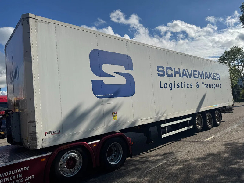 Hertoghs O3 3X SAF AXLE DISK BRAKES TÜV TILL 01-2026 - Semi-reboque furgão: foto 1 Hertoghs O3 3X SAF AXLE DISK BRAKES TÜV TILL 01-2026 - Semi-reboque furgão: foto 1