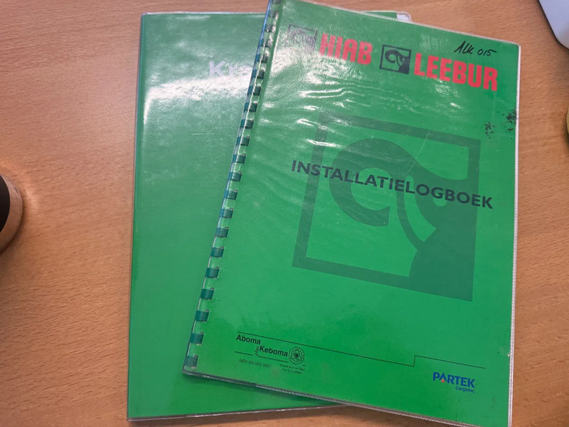 Hiab R330-F4 REMOTE CONTROLE AN STAMPS, HATZ MOTOR - Lança: foto 5 Hiab R330-F4 REMOTE CONTROLE AN STAMPS, HATZ MOTOR - Lança: foto 5