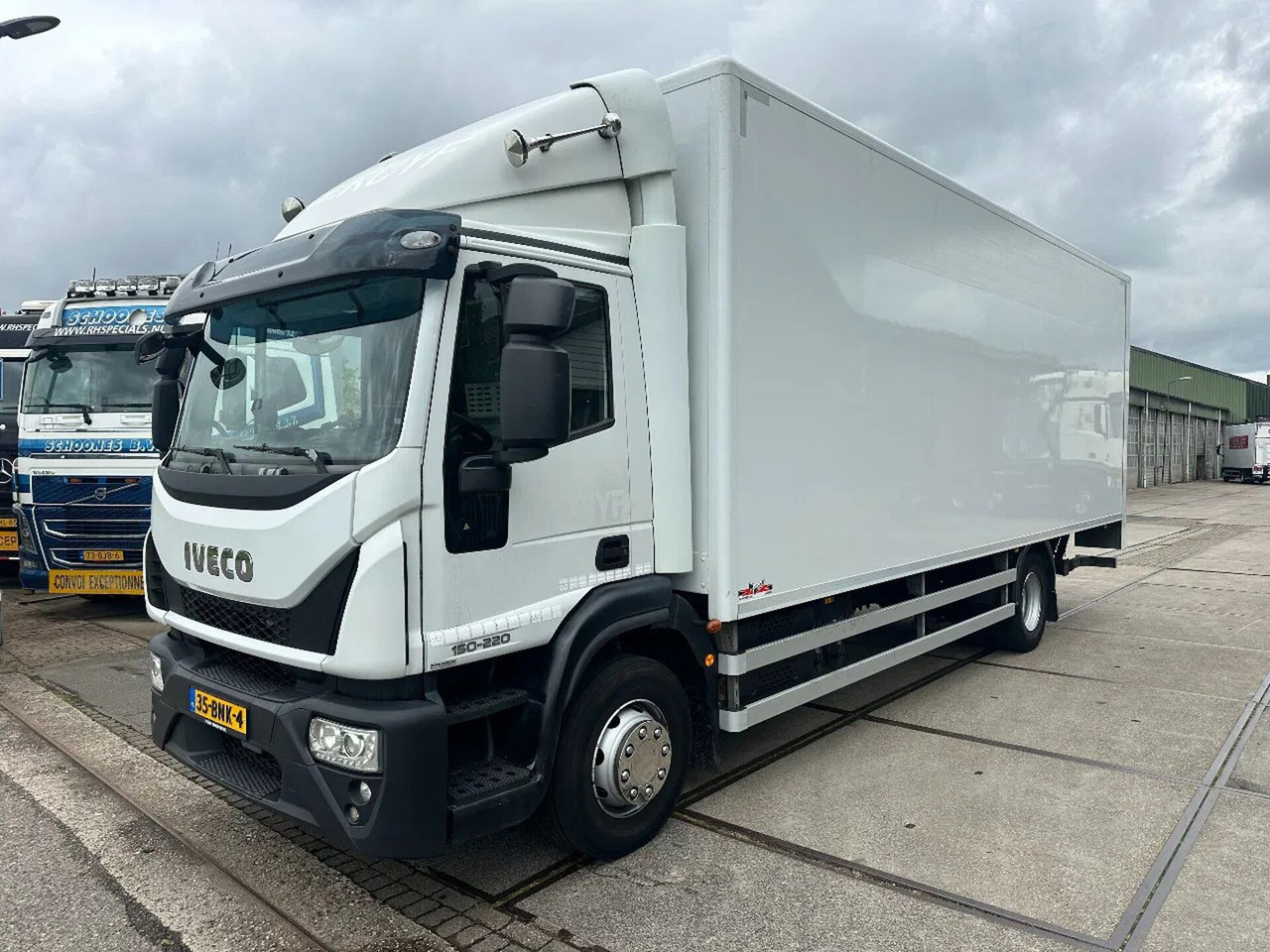 Iveco ML 150 -220, DHOLLANDIA LIFT, BOX 760X250X250 CM - Camião furgão: foto 1 Iveco ML 150 -220, DHOLLANDIA LIFT, BOX 760X250X250 CM - Camião furgão: foto 1