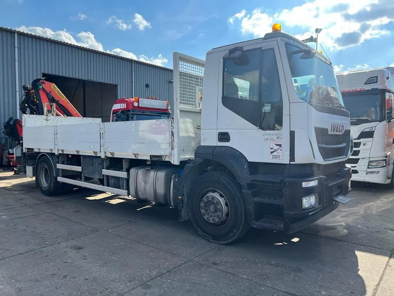 Iveco Stralis 310 PALFINGER PK14002 - MOTOR DEFECT - Camião de caixa aberta/ Plataforma, Camião grua: foto 3 Iveco Stralis 310 PALFINGER PK14002 - MOTOR DEFECT - Camião de caixa aberta/ Plataforma, Camião grua: foto 3