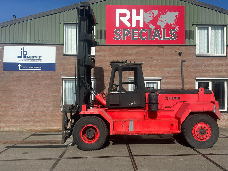 Kalmar 7,2 METER LIFTING, 15000 KG ON 900 MM LT15-900 - Empilhador a diesel: foto 2 Kalmar 7,2 METER LIFTING, 15000 KG ON 900 MM LT15-900 - Empilhador a diesel: foto 2