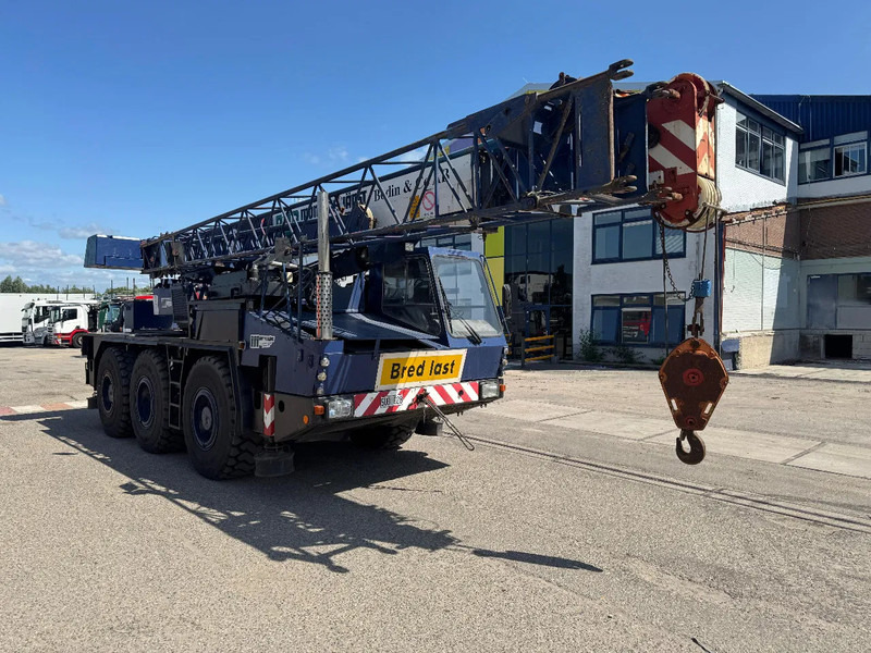 Krupp KMK3035, SWING AWAY BIFOLD JIB, NEW TYERS - Grua todo o terreno: foto 3 Krupp KMK3035, SWING AWAY BIFOLD JIB, NEW TYERS - Grua todo o terreno: foto 3