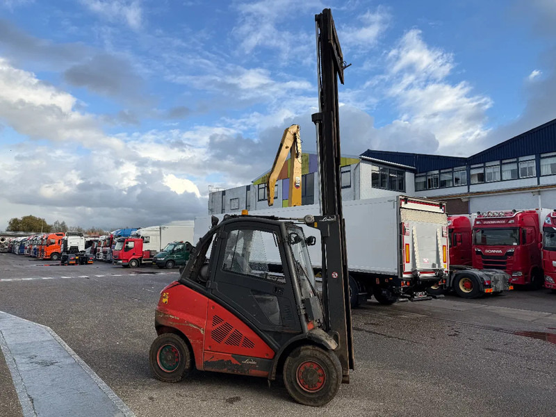 Linde H45T02 CE - Empilhador a gás: foto 3 Linde H45T02 CE - Empilhador a gás: foto 3