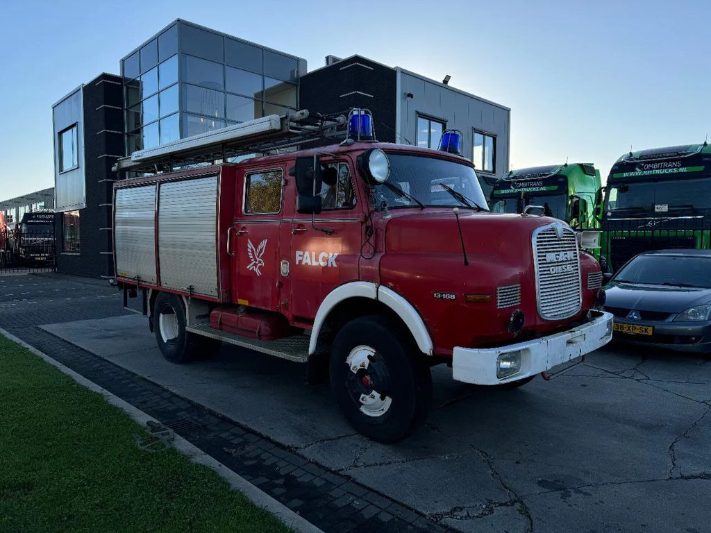 MAN 13 4X2 FIRE TRUCK - Carro de bombeiro: foto 3 MAN 13 4X2 FIRE TRUCK - Carro de bombeiro: foto 3