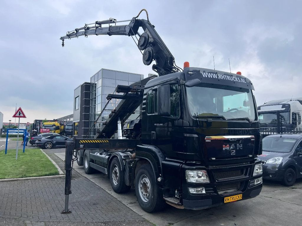MAN TGS 35.440 8X2-4 + HIAB 220C-5 REMOTE + CABLE LI - Camião polibenne: foto 3 MAN TGS 35.440 8X2-4 + HIAB 220C-5 REMOTE + CABLE LI - Camião polibenne: foto 3