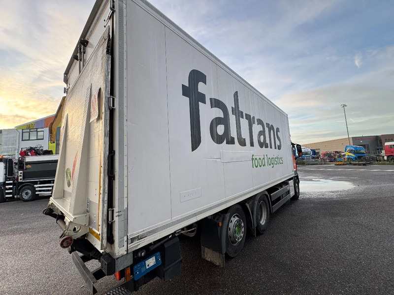 MAN TGS 6X2 STEERING AXLE THERMO KING T 1000R TÜV MOT TILL 05-26 - Camião frigorífico: foto 4 MAN TGS 6X2 STEERING AXLE THERMO KING T 1000R TÜV MOT TILL 05-26 - Camião frigorífico: foto 4