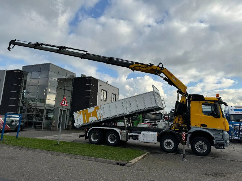 Mercedes-Benz Actros 4448 - 8X4 + EURO 6 + FASSI F315 + REMOTE - Camião de caixa aberta/ Plataforma, Camião grua: foto 3 Mercedes-Benz Actros 4448 - 8X4 + EURO 6 + FASSI F315 + REMOTE - Camião de caixa aberta/ Plataforma, Camião grua: foto 3