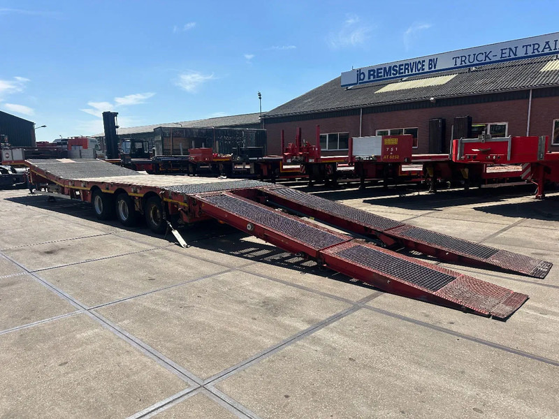 Nooteboom MCO-48-03 FORCED STEERING, 3,5 M EXTENDABLE, LIFTING DECK, WINCH, DUBBLE HYDRAULIC RAMPS - Semi-reboque baixa: foto 2 Nooteboom MCO-48-03 FORCED STEERING, 3,5 M EXTENDABLE, LIFTING DECK, WINCH, DUBBLE HYDRAULIC RAMPS - Semi-reboque baixa: foto 2
