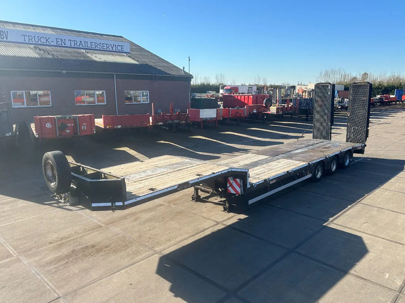 Nooteboom OSDS-48-03V, 6 M EXTENDABLE, LAST AXLE STEERING. FIRST LIFT AXEL, HYDRAULIC RAMPS - Semi-reboque baixa: foto 5 Nooteboom OSDS-48-03V, 6 M EXTENDABLE, LAST AXLE STEERING. FIRST LIFT AXEL, HYDRAULIC RAMPS - Semi-reboque baixa: foto 5