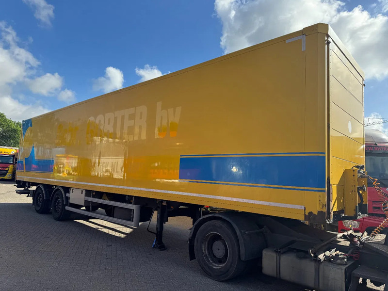 SYSTEM TRAILER TFSH 18 TRPLY - 2 AXLE SAF + STEERING AXLE - Semi-reboque furgão: foto 1 SYSTEM TRAILER TFSH 18 TRPLY - 2 AXLE SAF + STEERING AXLE - Semi-reboque furgão: foto 1