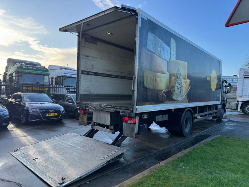 Scania P230 4X2 - EURO 4 + CARRIER SUPRA 950 MT + DHOLLANDIA LIFT - Camião frigorífico: foto 5 Scania P230 4X2 - EURO 4 + CARRIER SUPRA 950 MT + DHOLLANDIA LIFT - Camião frigorífico: foto 5