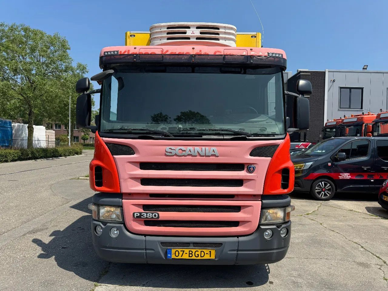 Scania P380 6X2 - EURO 5 + MITSUBISHI COOLING + BÄR LIF - Camião frigorífico: foto 2 Scania P380 6X2 - EURO 5 + MITSUBISHI COOLING + BÄR LIF - Camião frigorífico: foto 2