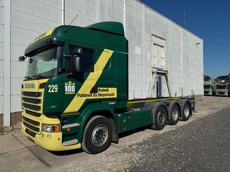Scania R490 8X2 EURO 6 RETARDER BDF CHASSIS - Camião transportador de contêineres/ Caixa móvel: foto 1 Scania R490 8X2 EURO 6 RETARDER BDF CHASSIS - Camião transportador de contêineres/ Caixa móvel: foto 1