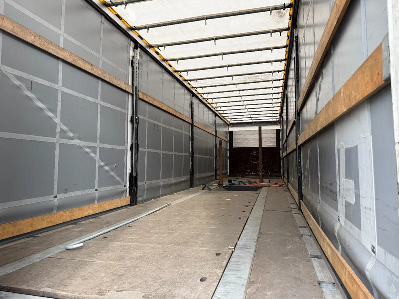 Semi-reboque de lona Schmitz Cargobull SCB*S3T - DISC BRAKES + SLIDING ROOF: foto 8