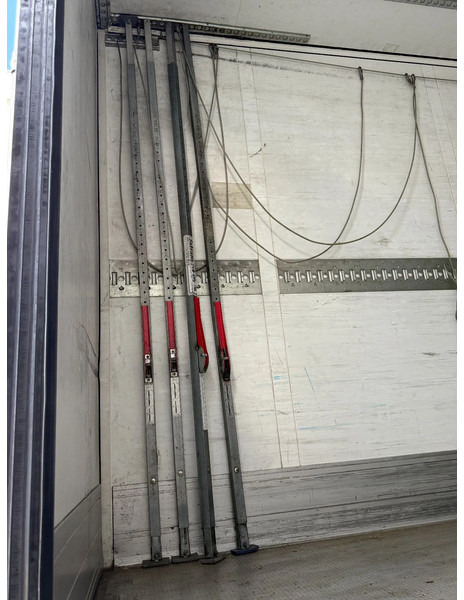 Semi-reboque isotérmico Schmitz Cargobull SKO24 + THERMOKING SLX 300 D&E: foto 10