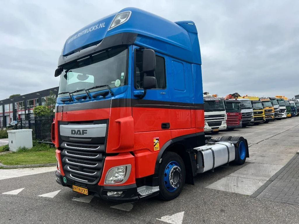 DAF XF 440 4X2 - EURO 6 - MEGA - Tractor: foto 1 DAF XF 440 4X2 - EURO 6 - MEGA - Tractor: foto 1