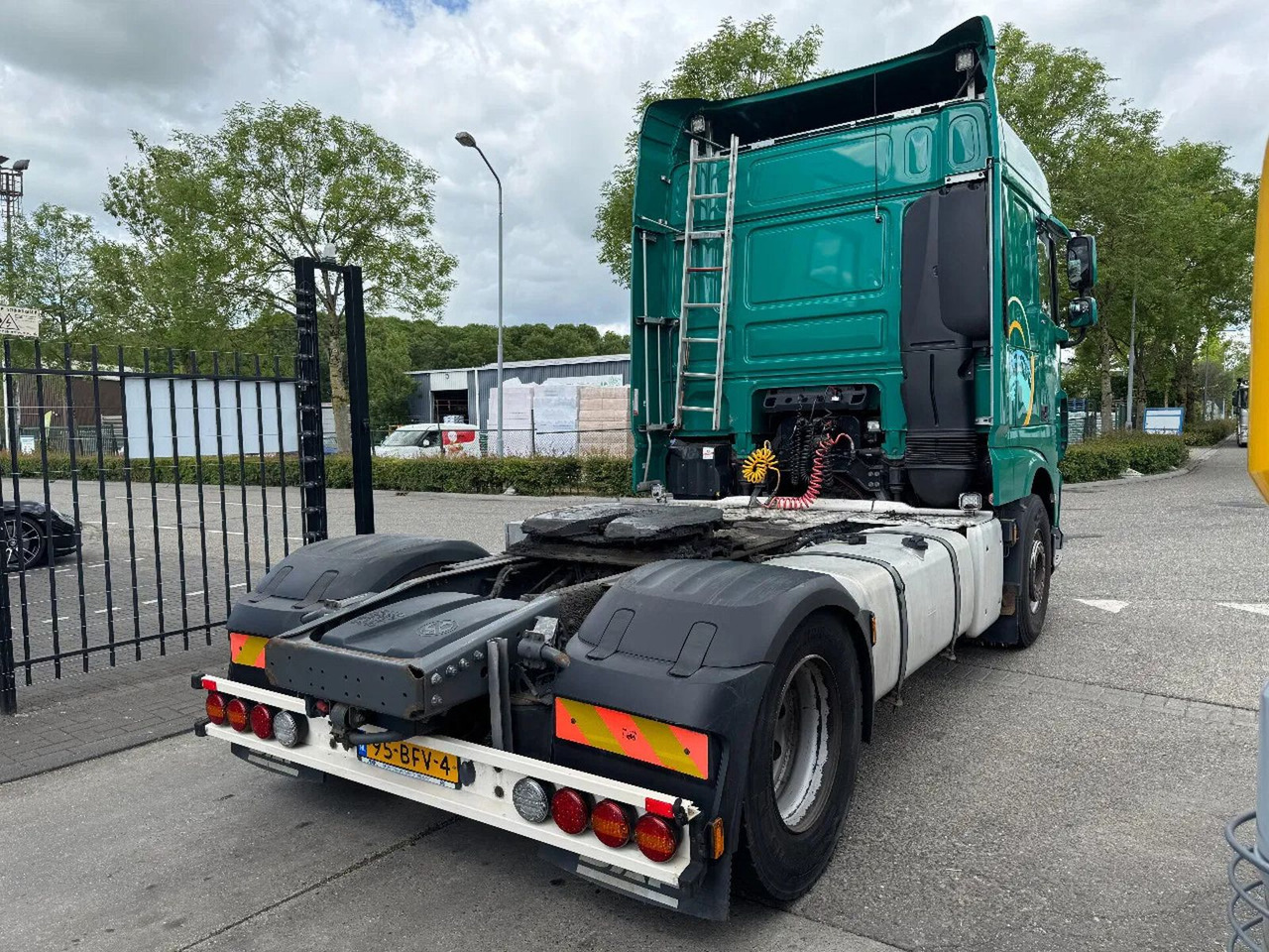 DAF XF 460 4X2 EURO 6 TÜV TILL 02-26 - Tractor: foto 5 DAF XF 460 4X2 EURO 6 TÜV TILL 02-26 - Tractor: foto 5