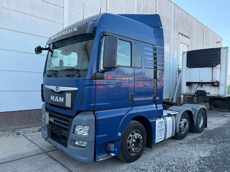 MAN TGX 26.460 6X2 SPOILERS, AUTOMATIC 547667 KM - Tractor: foto 1 MAN TGX 26.460 6X2 SPOILERS, AUTOMATIC 547667 KM - Tractor: foto 1