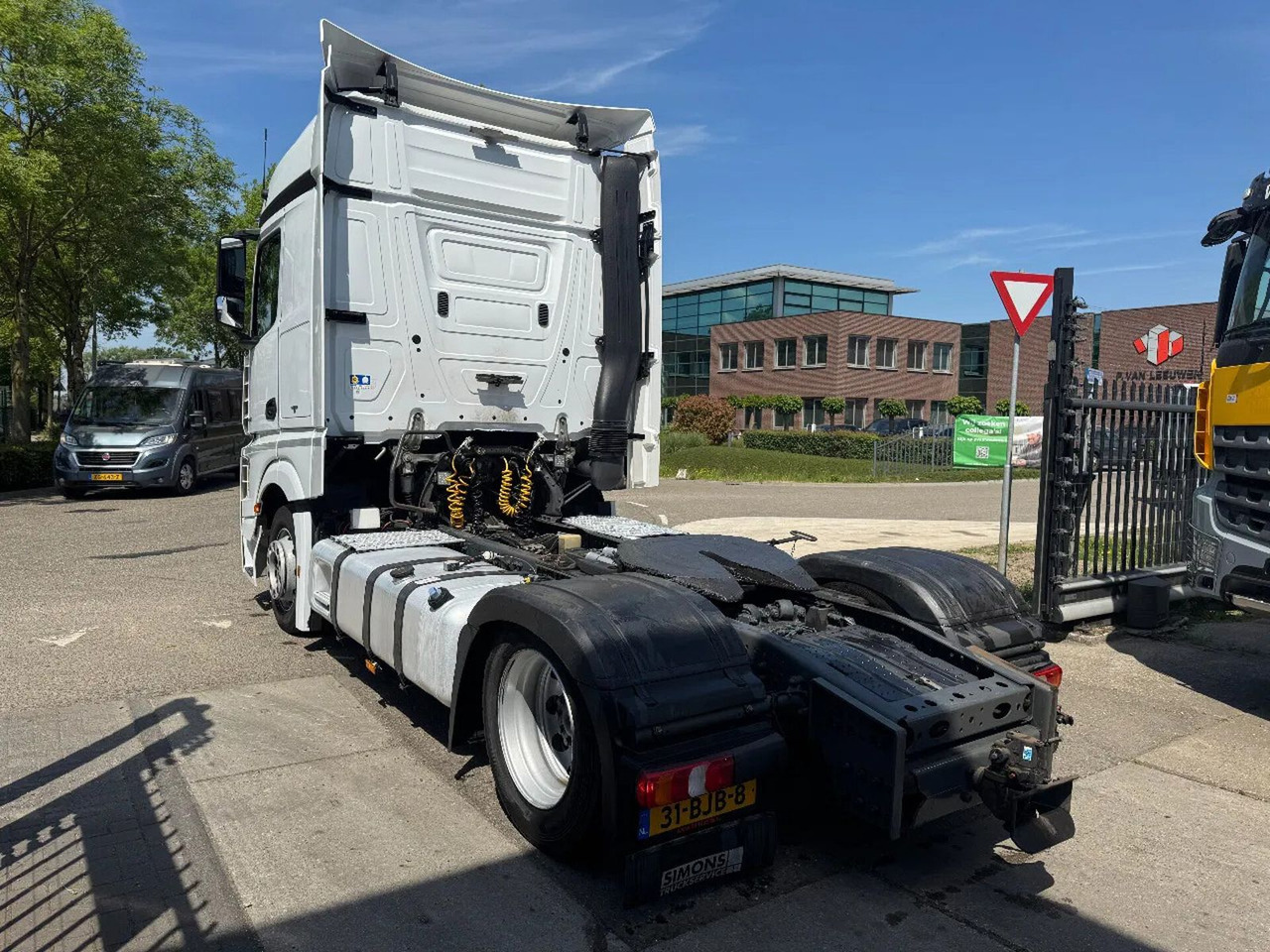 Mercedes-Benz Actros 1842 4X2 - EURO 6 + HEFSCHOTEL + ROCKINGE - Tractor: foto 5 Mercedes-Benz Actros 1842 4X2 - EURO 6 + HEFSCHOTEL + ROCKINGE - Tractor: foto 5