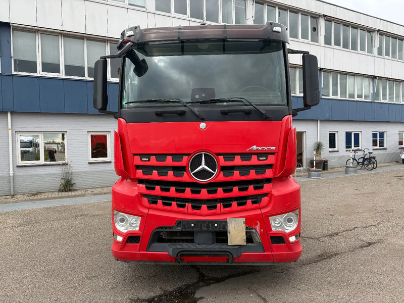 Mercedes-Benz Arocs 4X4 HYDRO DRIVE AN TIPPER HYDRAULIC - Tractor: foto 2 Mercedes-Benz Arocs 4X4 HYDRO DRIVE AN TIPPER HYDRAULIC - Tractor: foto 2