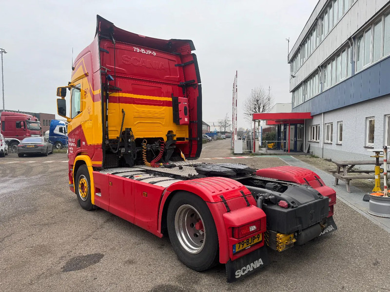 Tractor Scania R450 4X2 EURO 6 ADR SKIRTS DOUBLE TANK: foto 7 Tractor Scania R450 4X2 EURO 6 ADR SKIRTS DOUBLE TANK: foto 7