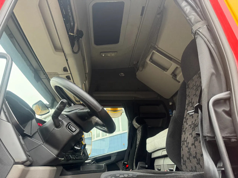 Tractor Scania R450 4X2 EURO 6 ADR SKIRTS DOUBLE TANK: foto 9 Tractor Scania R450 4X2 EURO 6 ADR SKIRTS DOUBLE TANK: foto 9